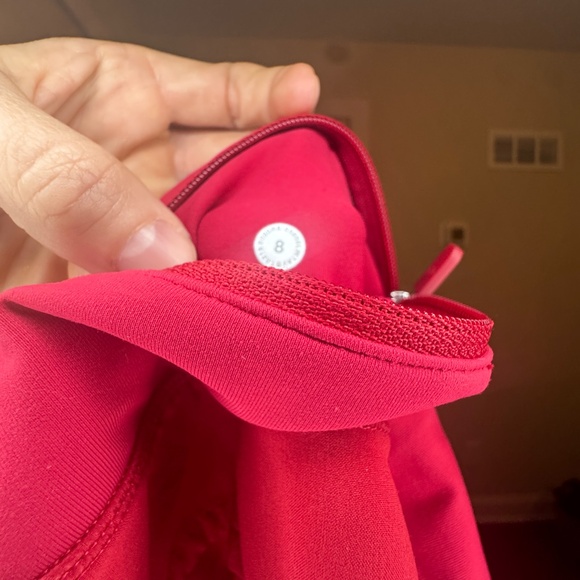 Lululemon Speed Up Short 4" – Bold Red – Size 8 - Picture 3 of 3